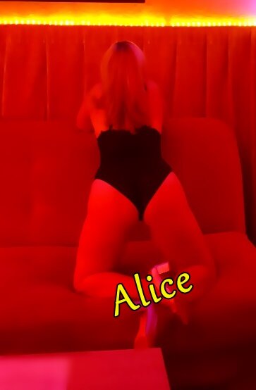 Alice, voluptoasa, pasionala, te astept la relaxare.